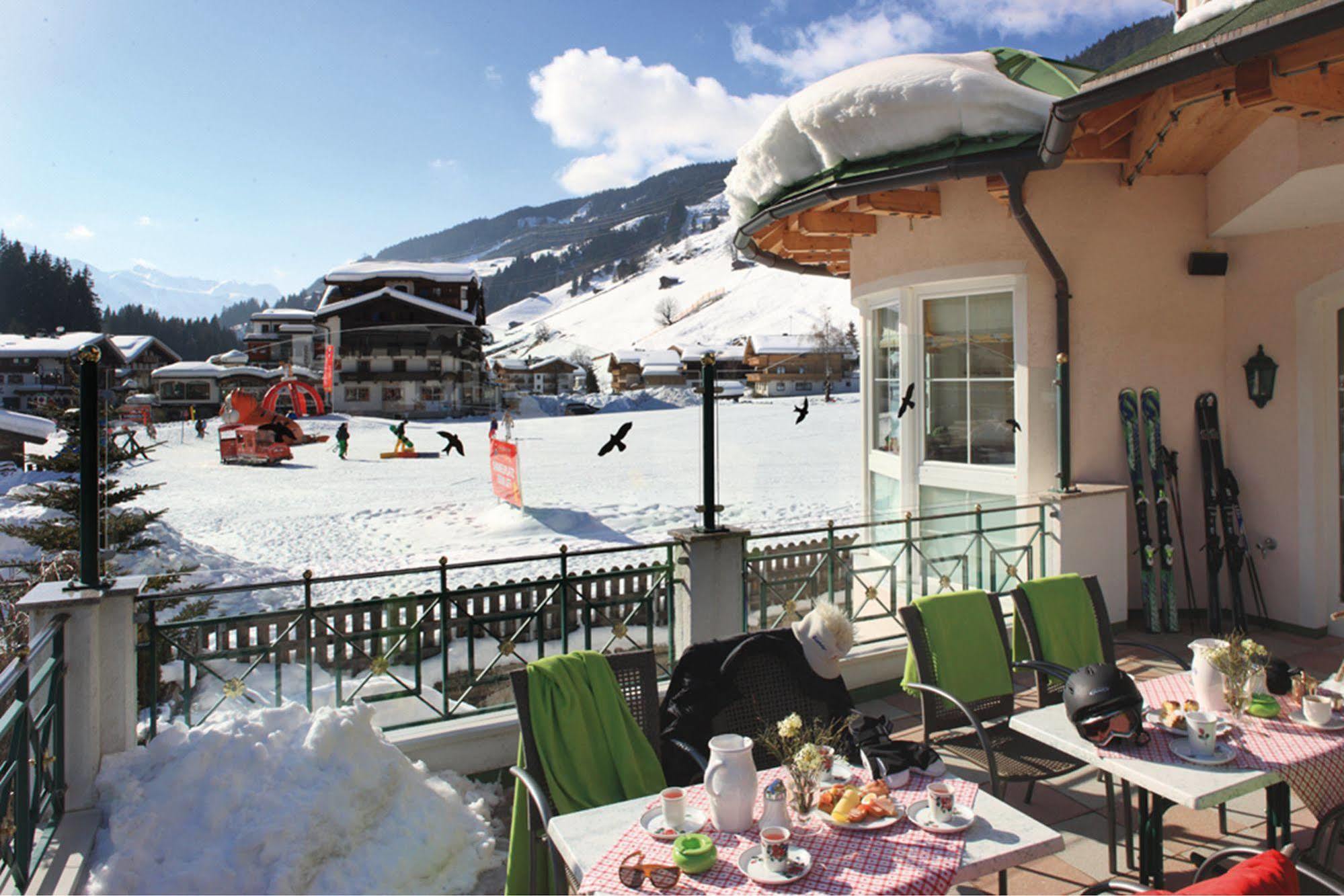 Hotel Maria Theresia Gerlos Exterior photo