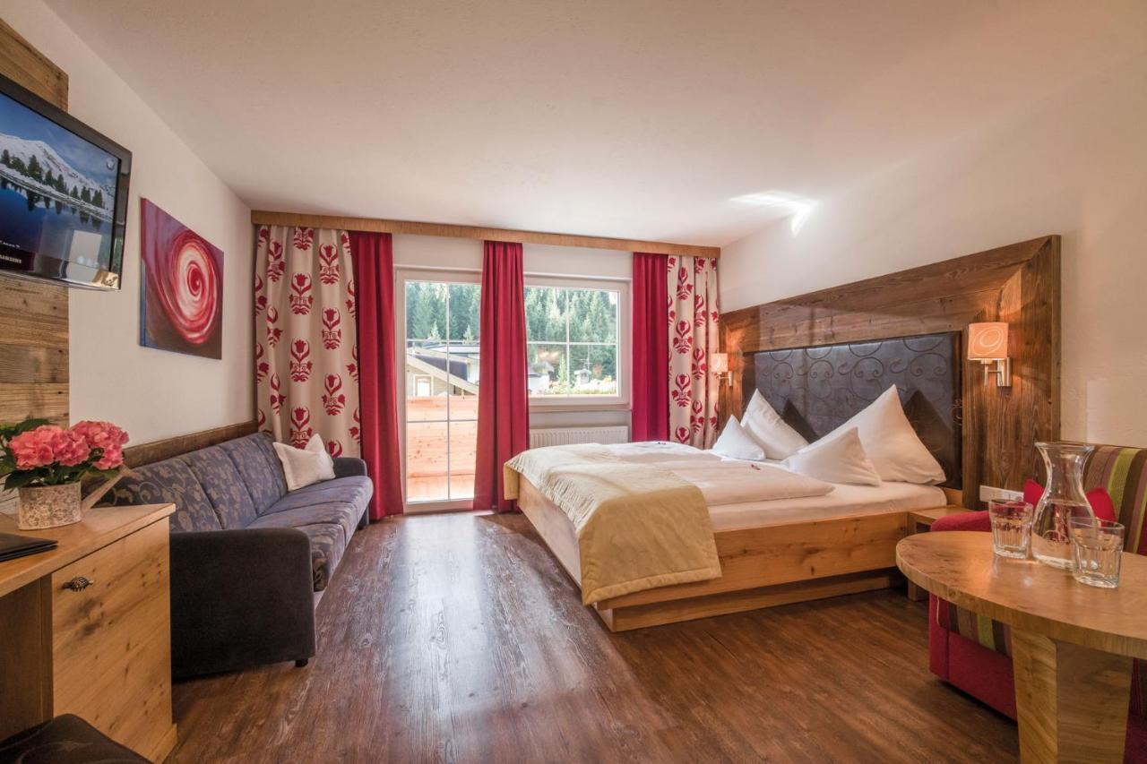 Hotel Maria Theresia Gerlos Exterior photo